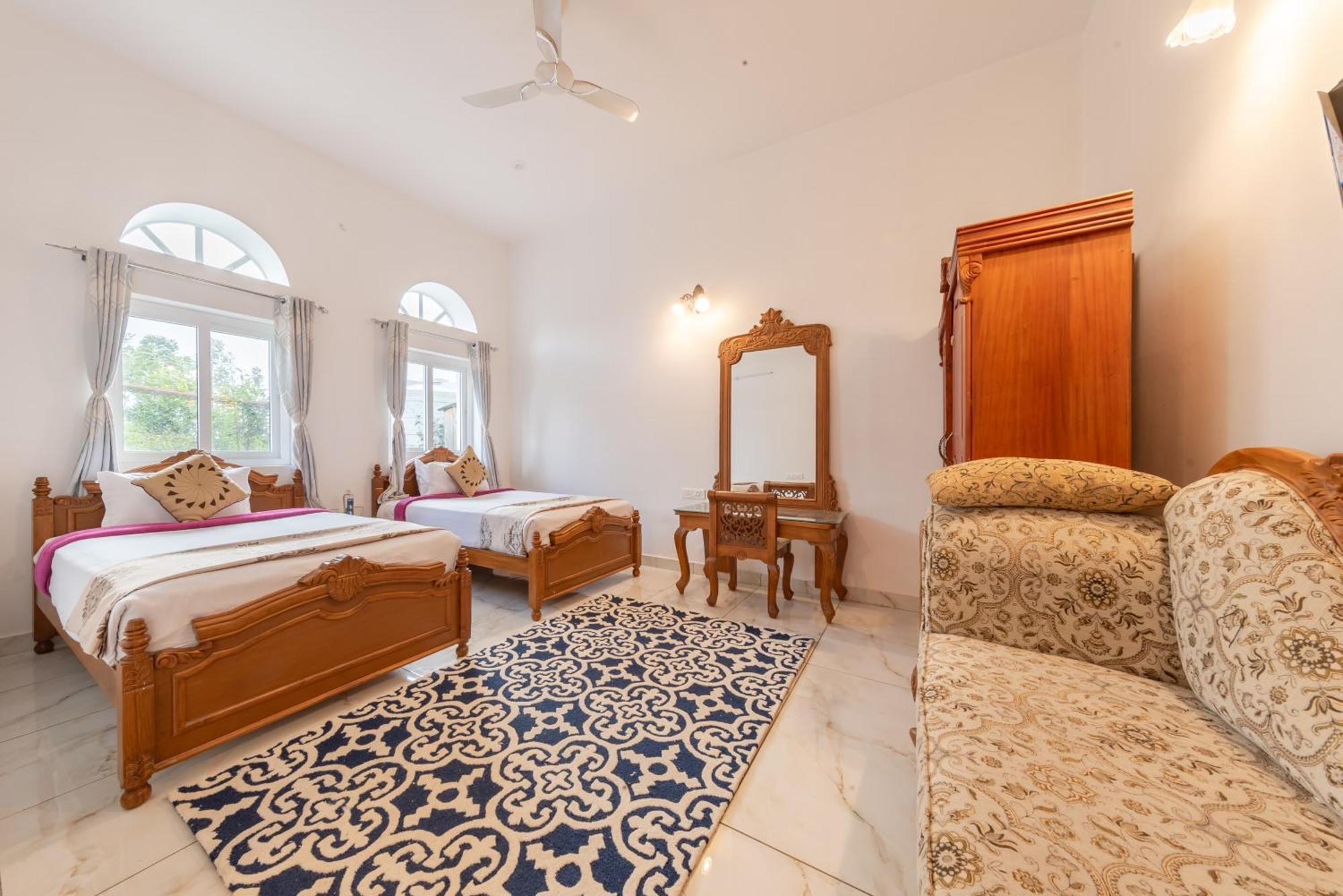 Emerald Stays Ooty By Voye Homes , Italian Luxury Near Ooty Emerald Lake Exterior photo